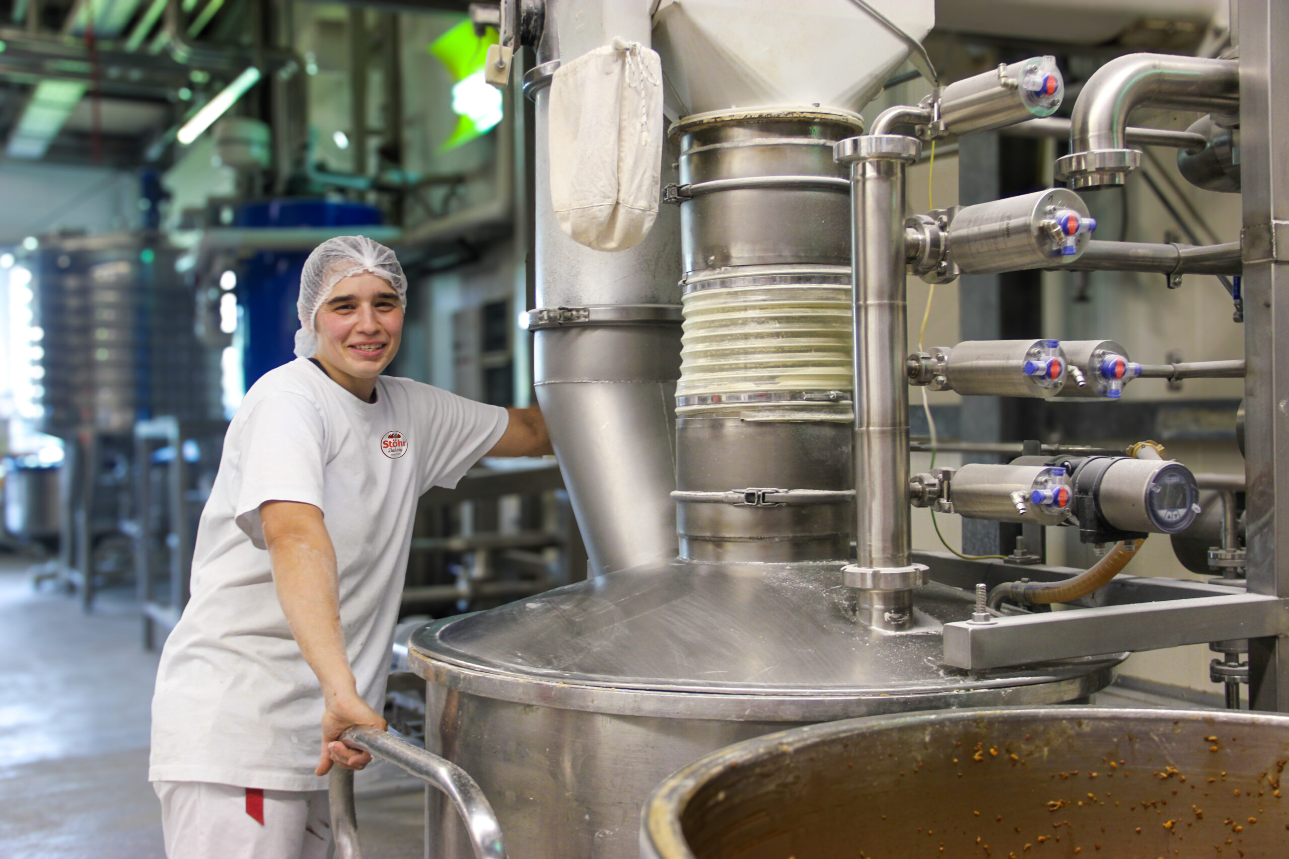 Mitarbeiterin im Bäckereibereich